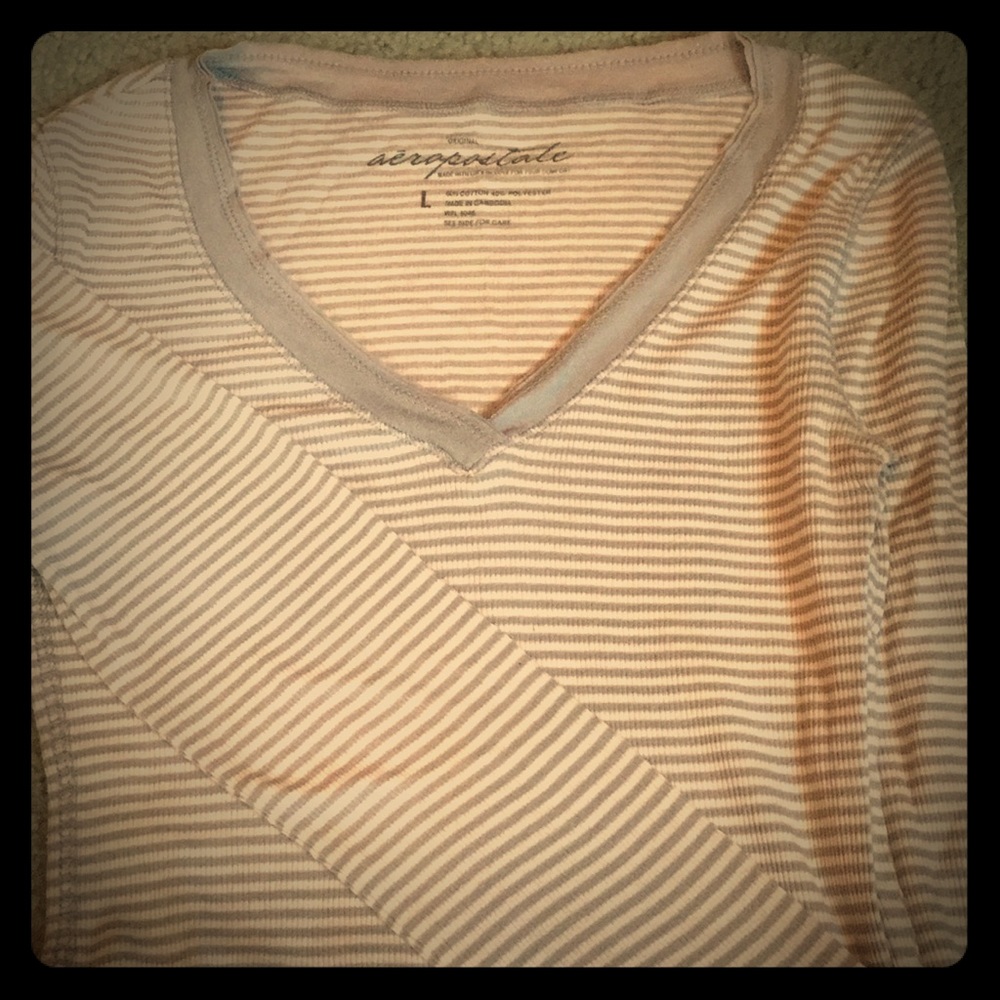 Aeropostale Large long sleeve grey shirt